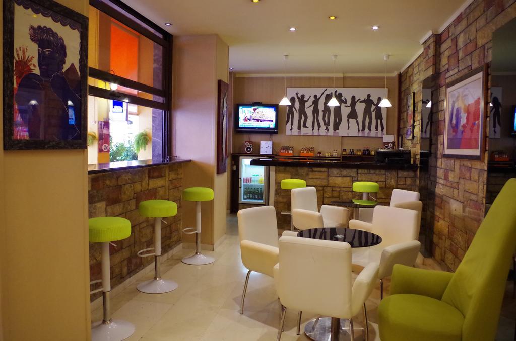 Hotel Exarchion Athene Buitenkant foto